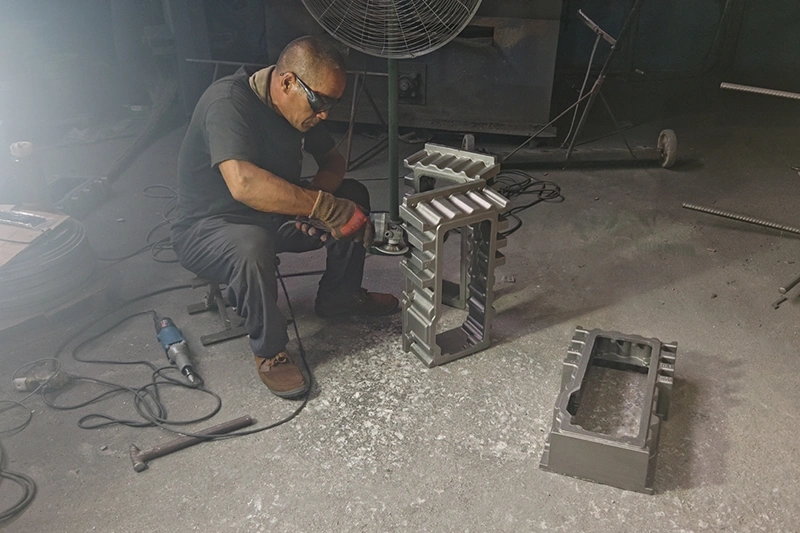 passionate craftsmen in sand casting