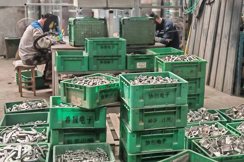 Shell Removal & Finishing in investment casting